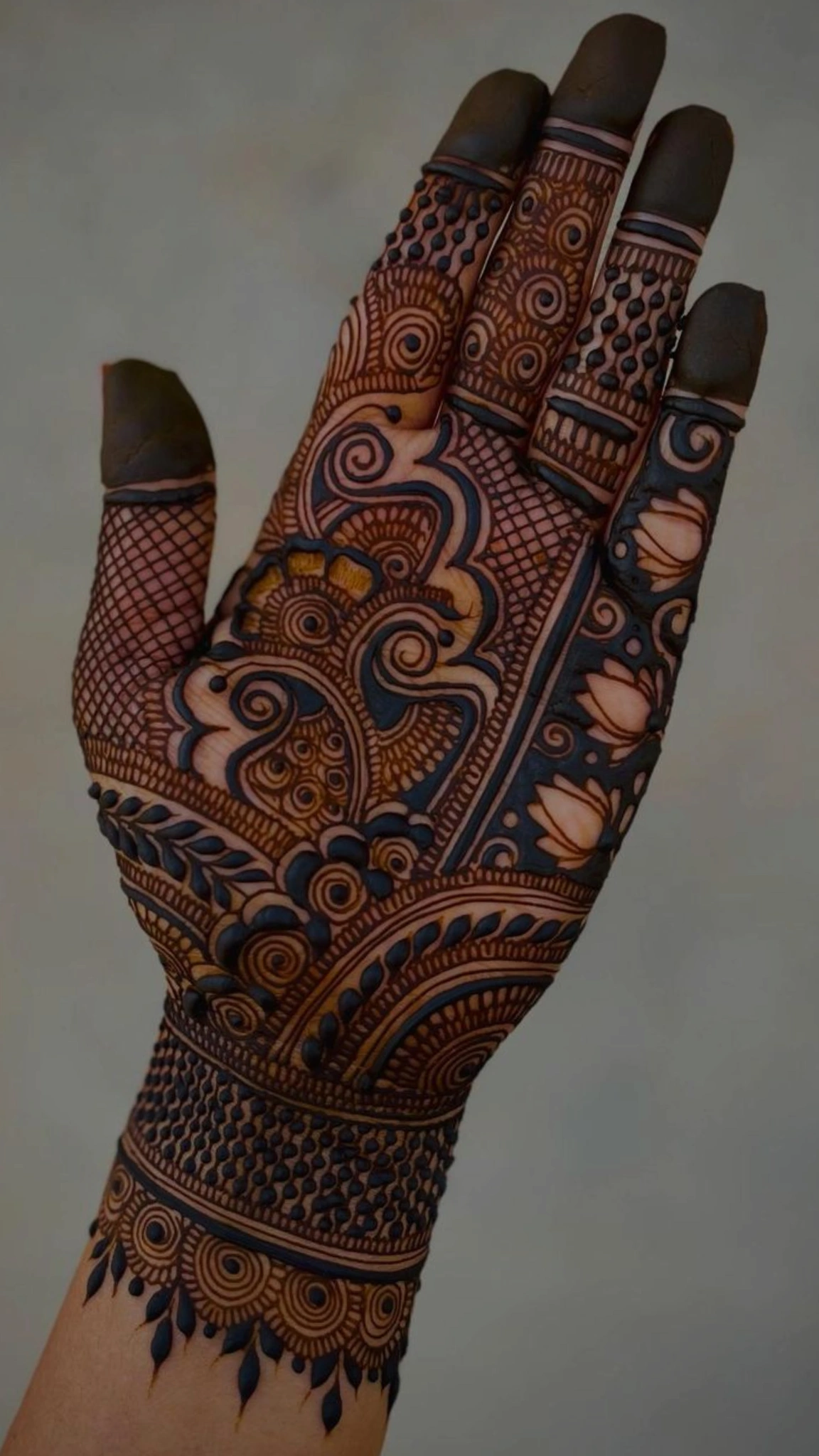 Royal Front Hand Mehndi Design
