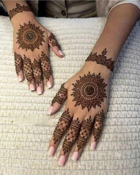 Easy Mehndi Design