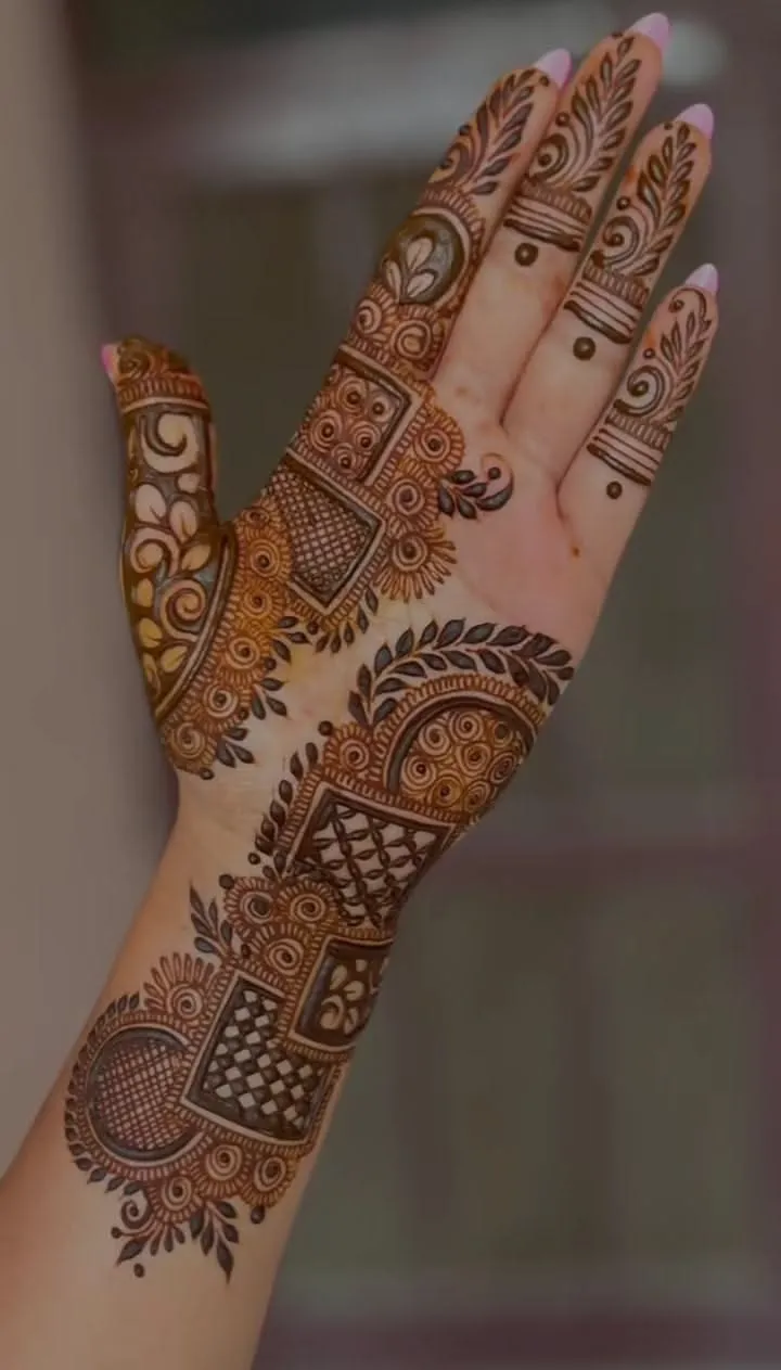 Khafif Mehndi Design Simple