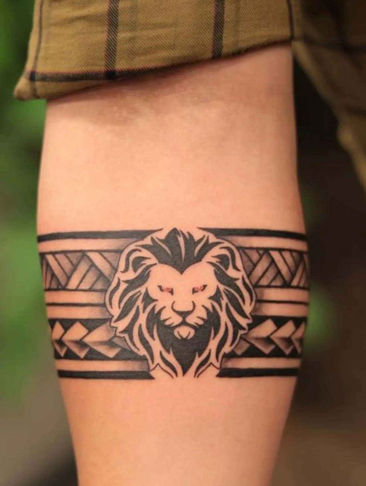 Armband Tattoo Design

