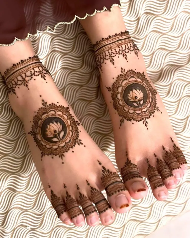 Bridal Foot Mehandi Design