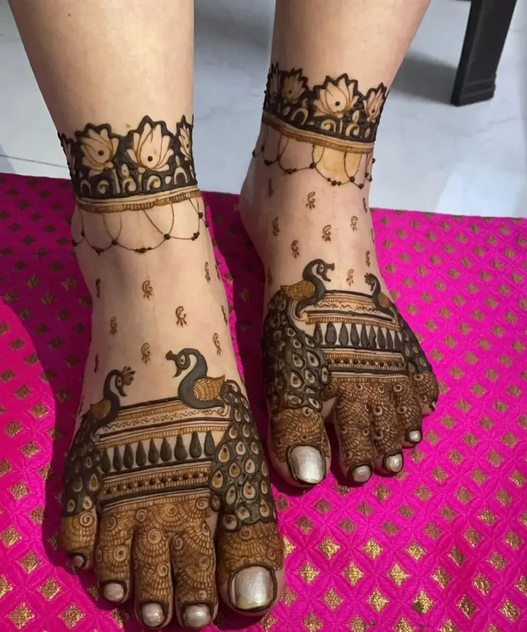 Arabic Arabic Foot Mehandi Design