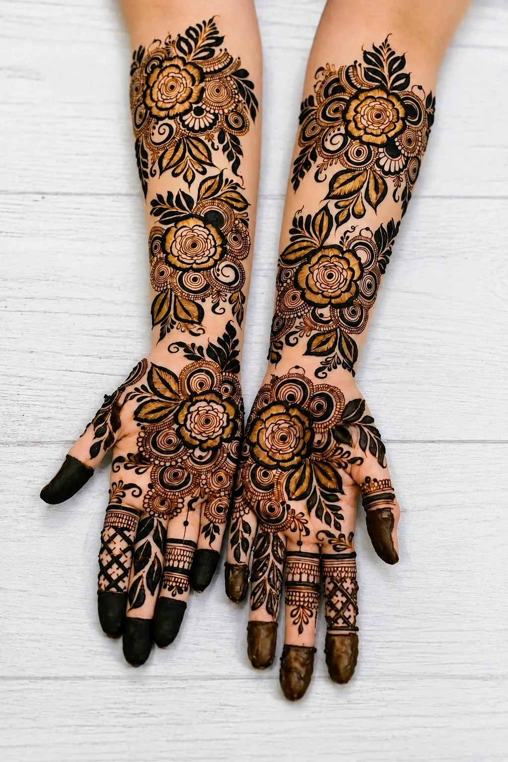 Royal Instagram Khafif Mehndi Design