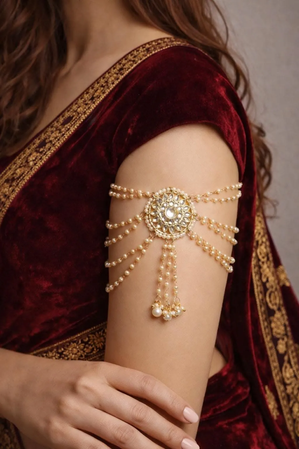 Bridal Bajuband Design Gold