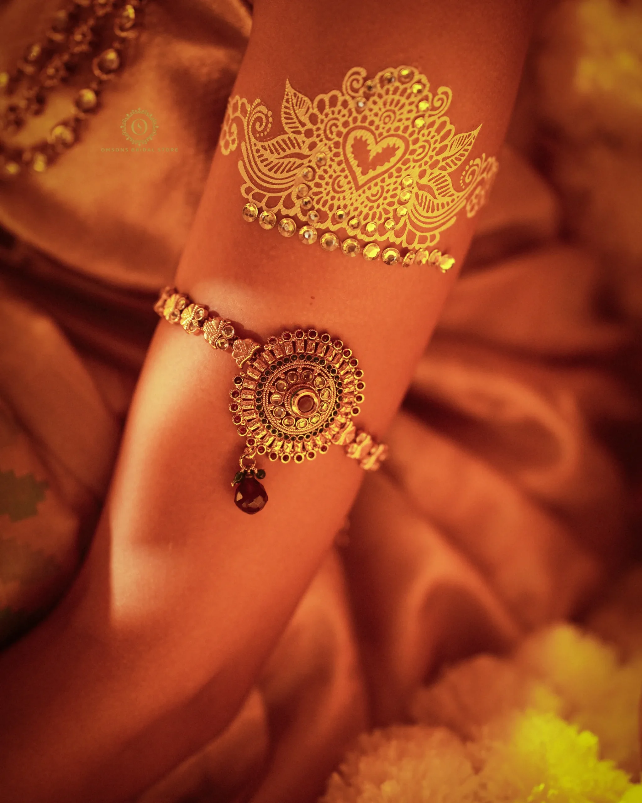 Bridal Bajuband Design Gold