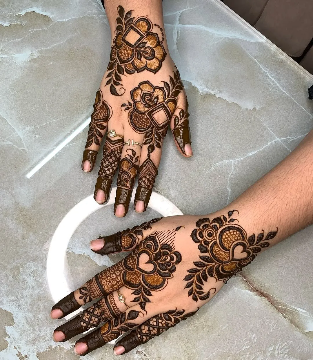 Dubai Mehndi Design Full Hand (2)