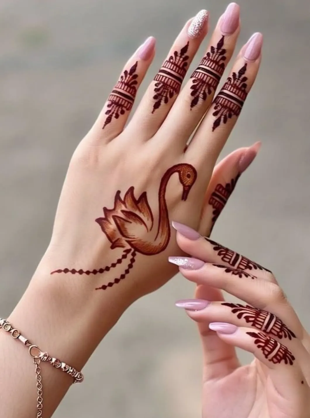 Back Hand Cute Aesthetic Henna Designs (4)