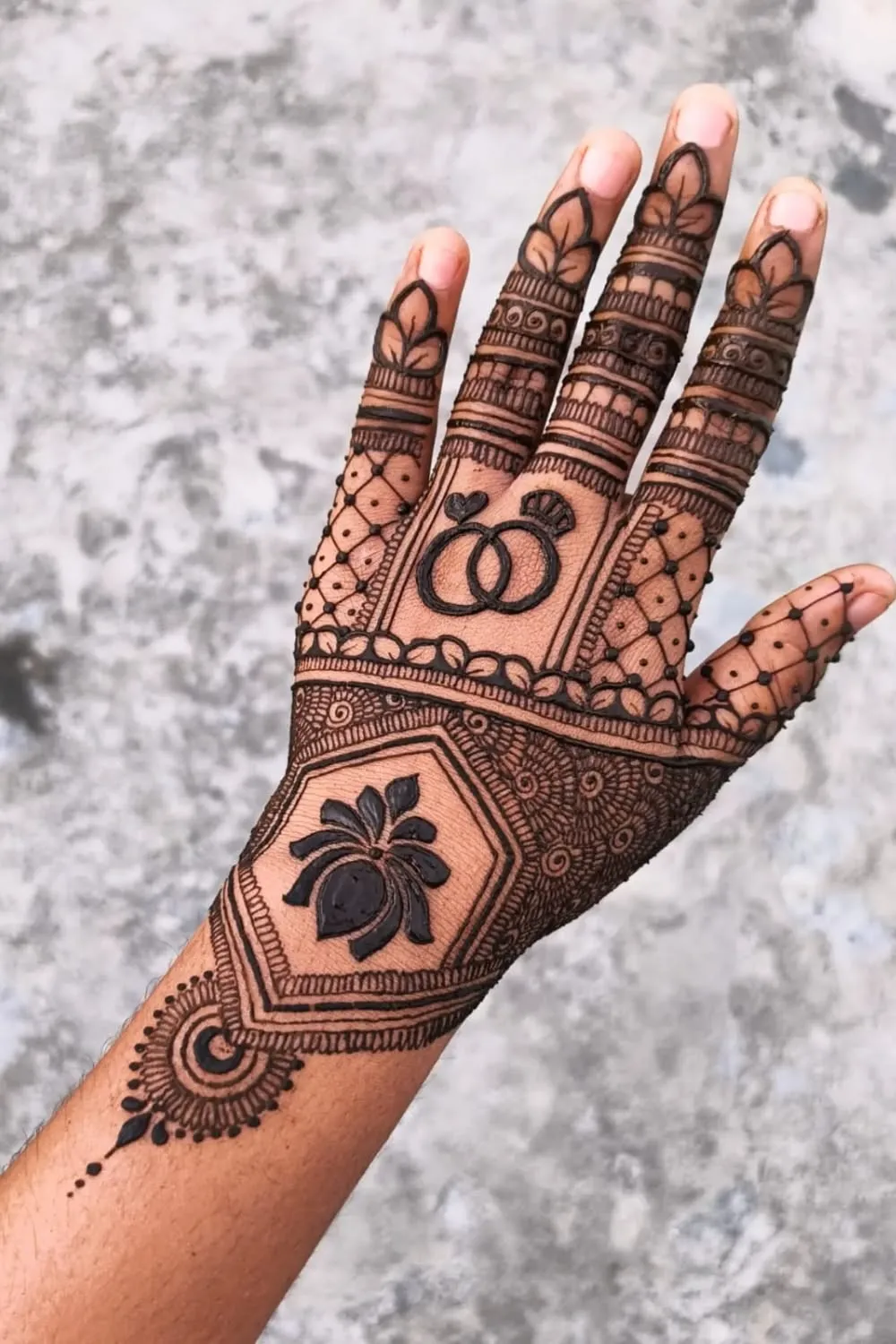 Bridal Engagement Mehendi Designs (2)
