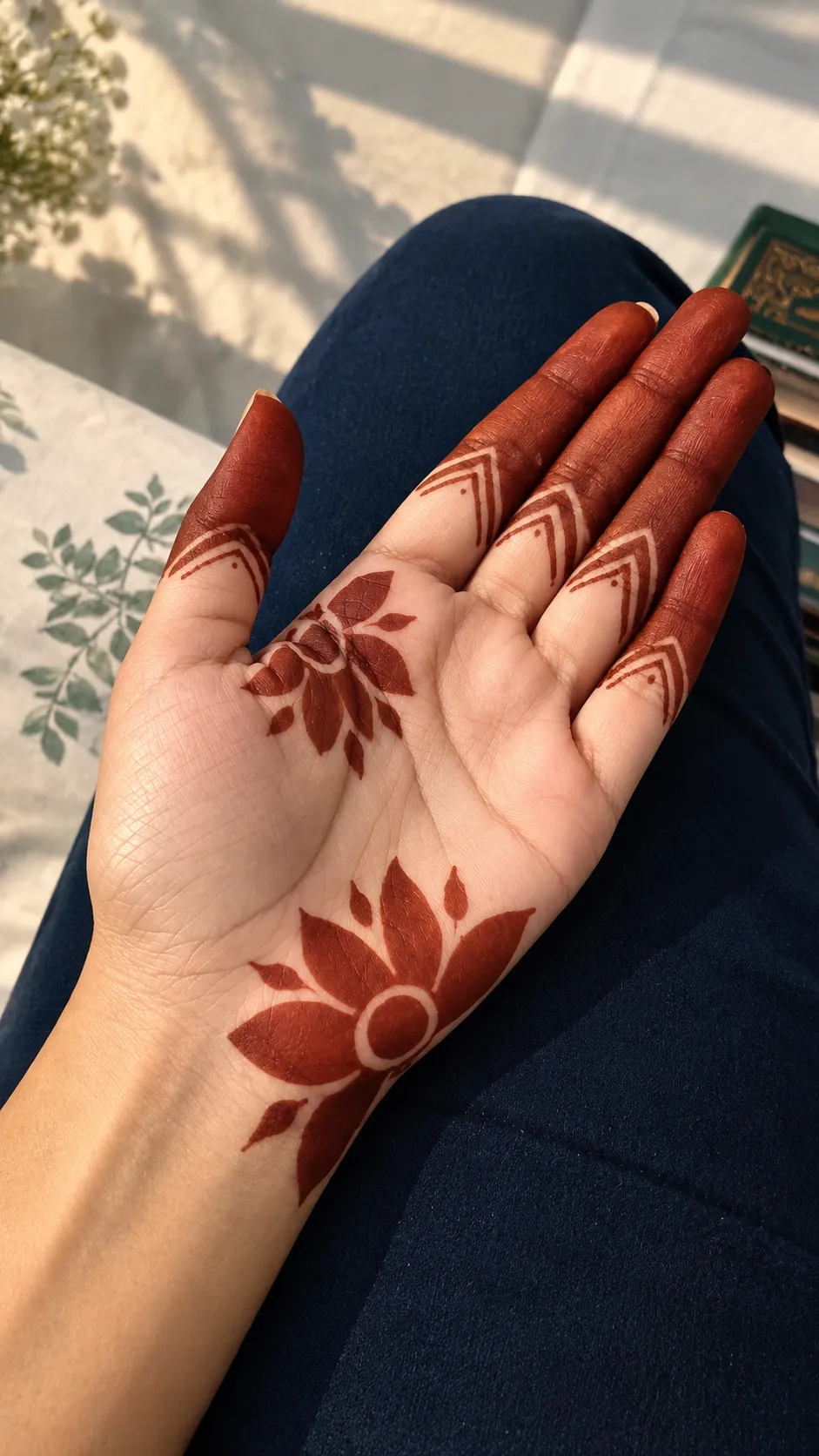 Cute Henna Designs (6)