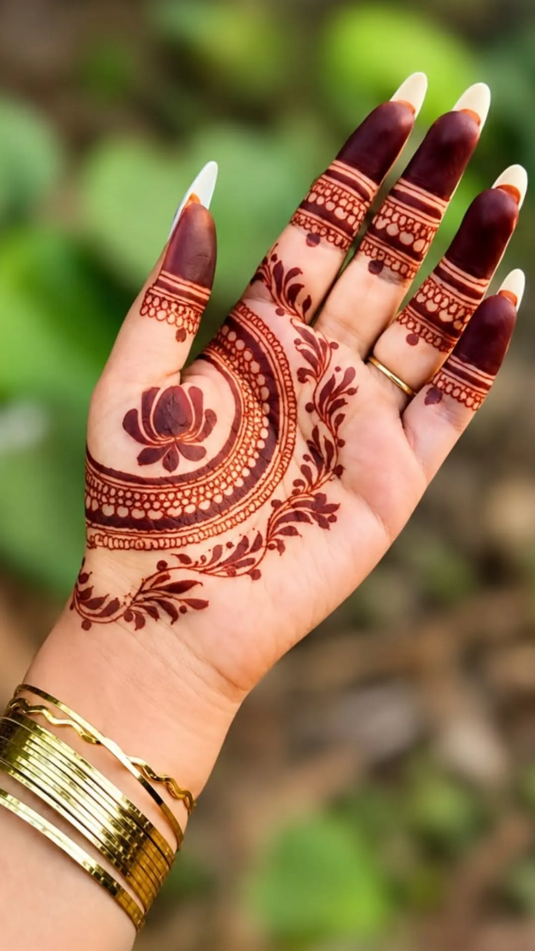 Cute Small Minimalist Henna Designs