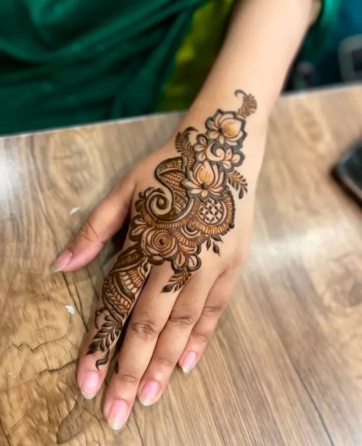 Easy Cute Aesthetic Henna Designs (2)