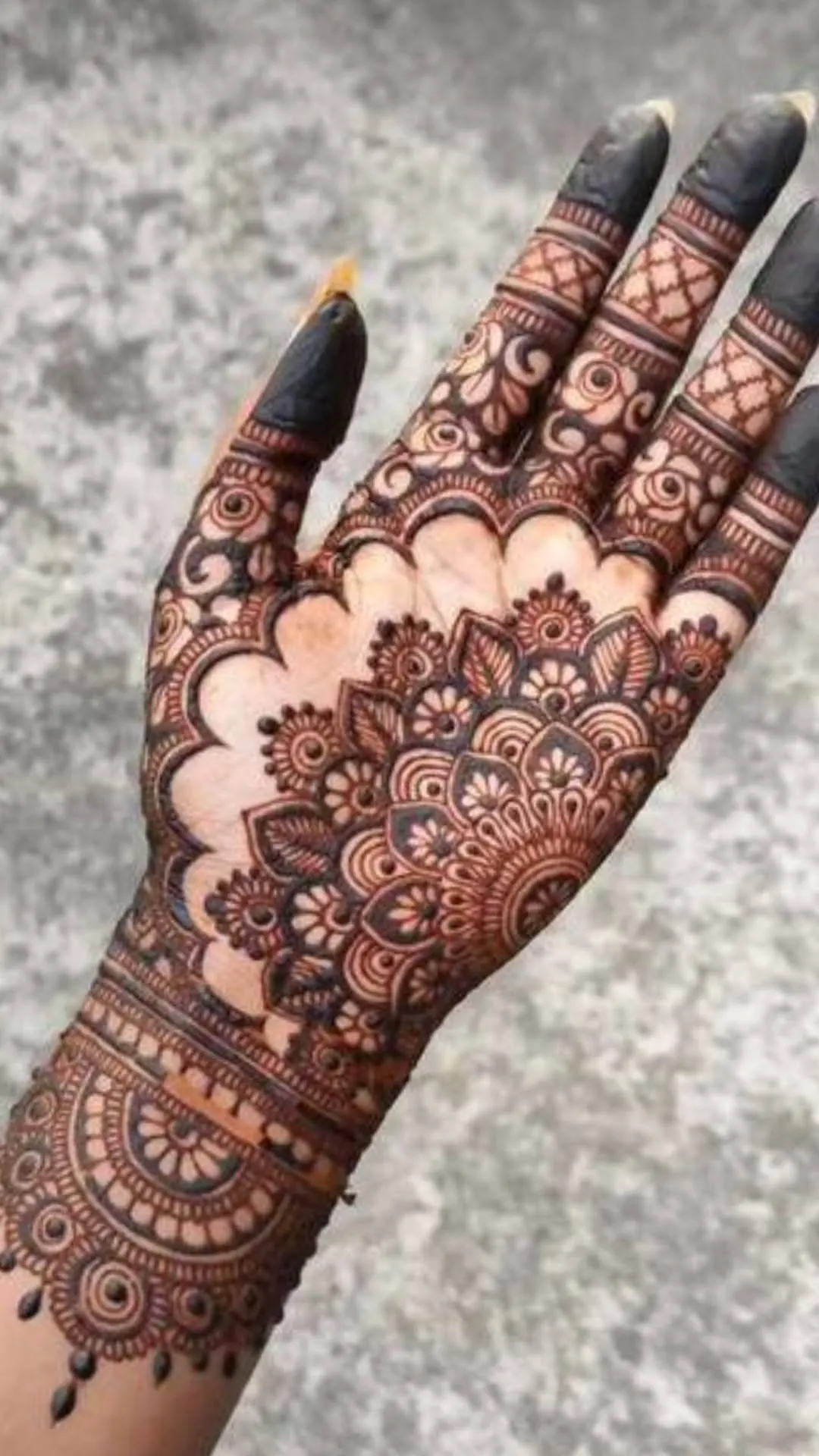 Simple Flower Mehndi Designs (6)
