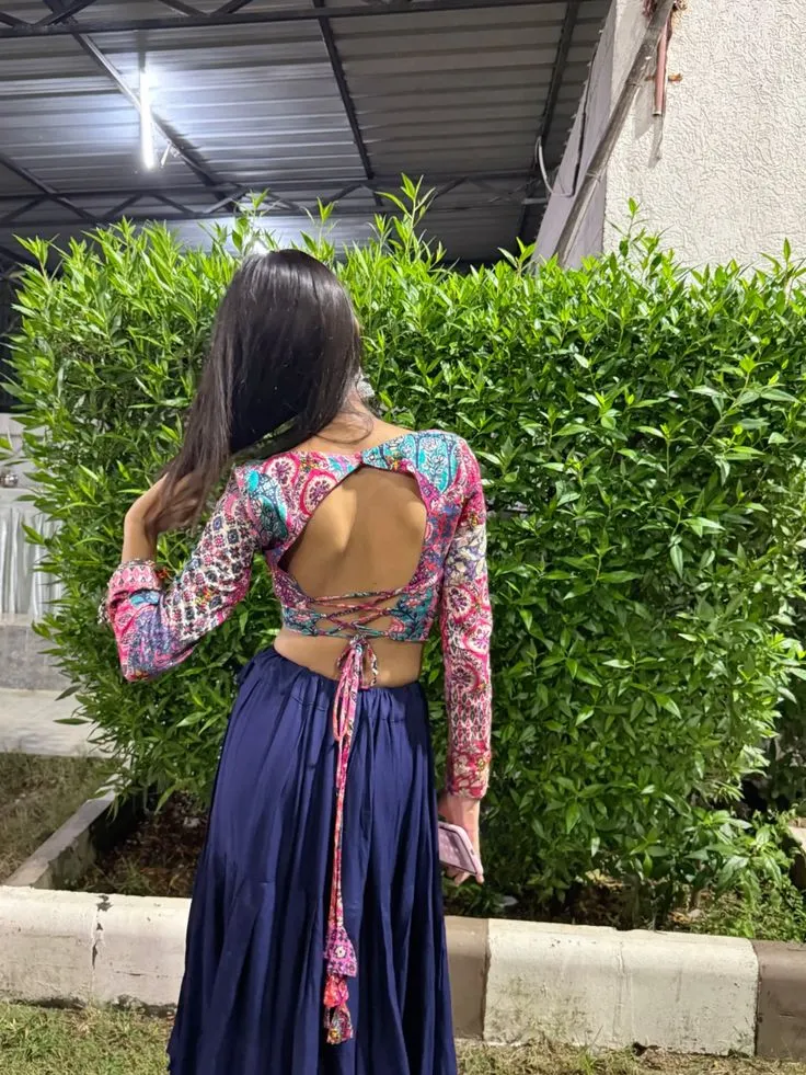 Gujarati Navratri Blouse Back Design (4)
