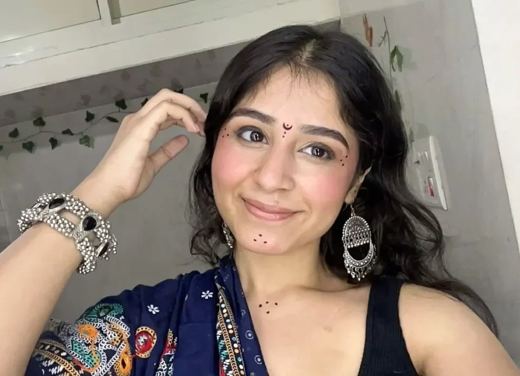 Navratri Bindi Design Simple