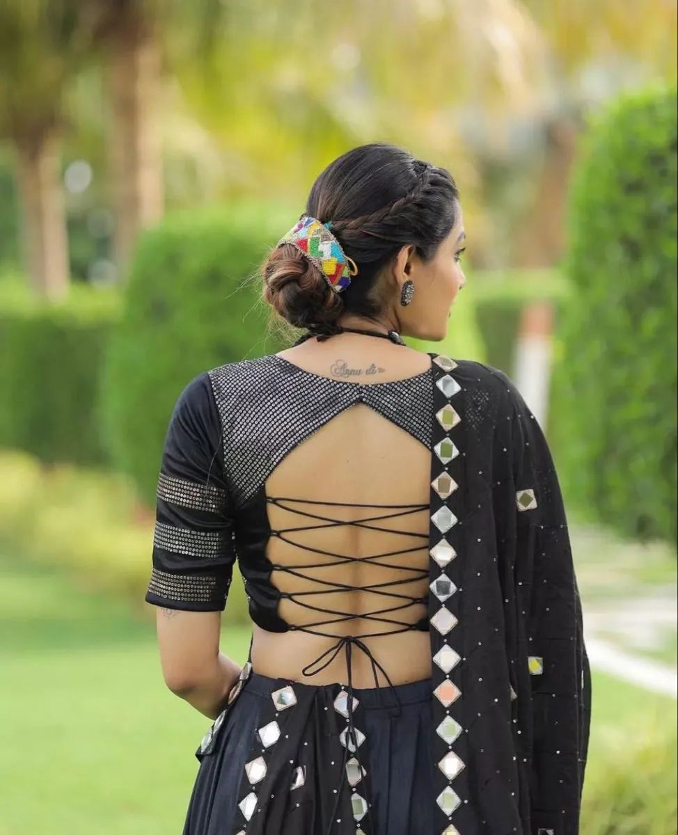 Navratri Blouse Back (3)