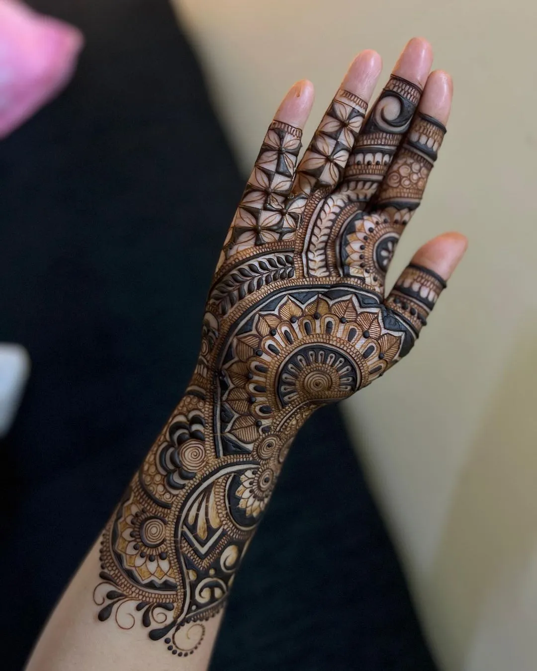 Navratri Mehndi Design Arabic