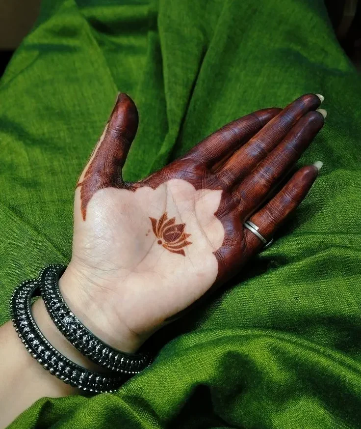 Pooja Navratri Mehndi Design