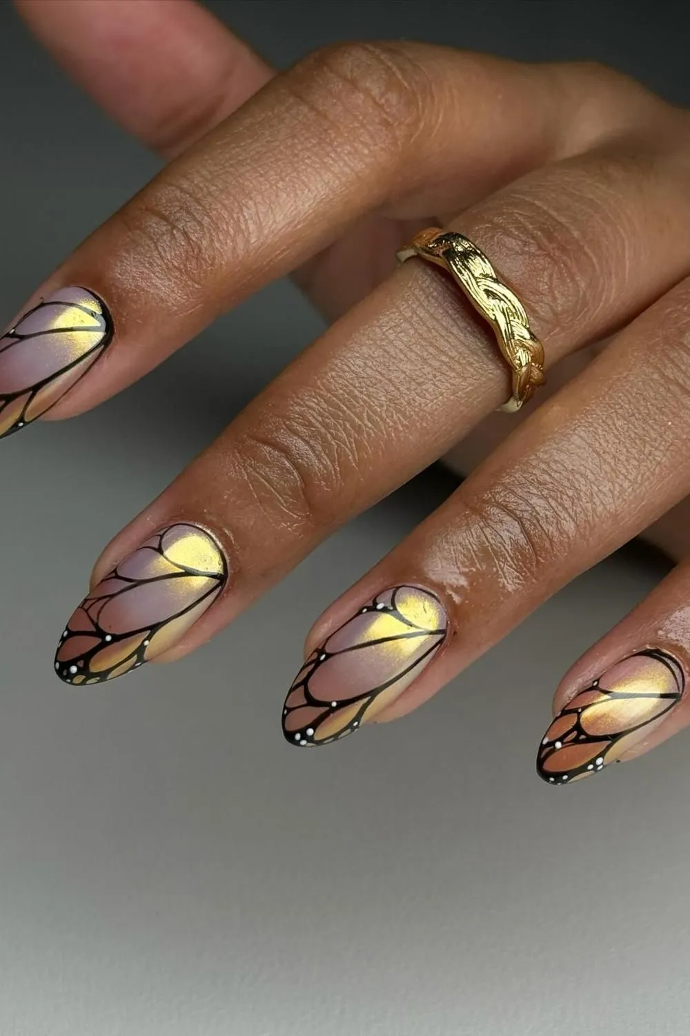 Silver Chrome Nail Art (2)