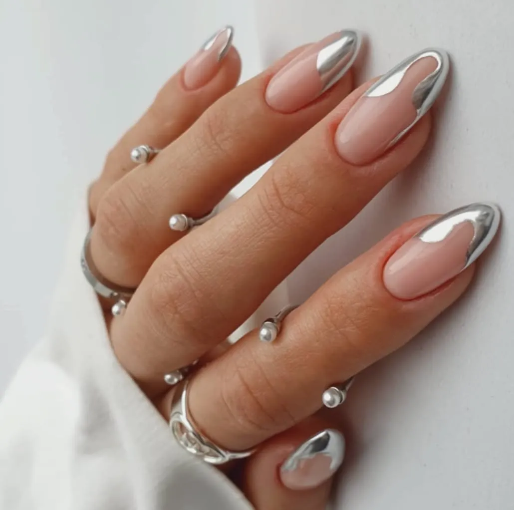 Simple Chrome Nail Art (3)