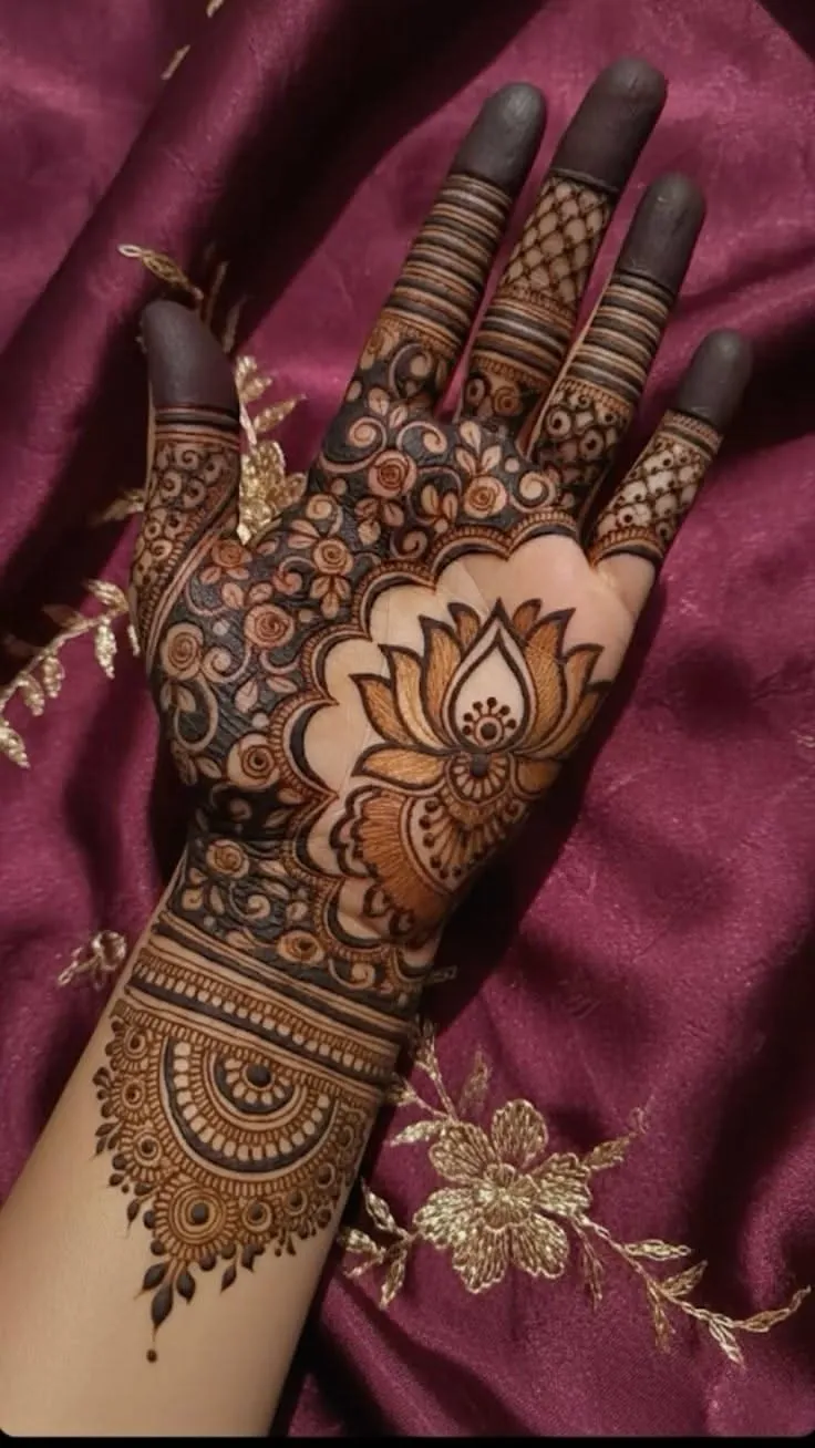 Simple Flower Mehndi Designs (3)