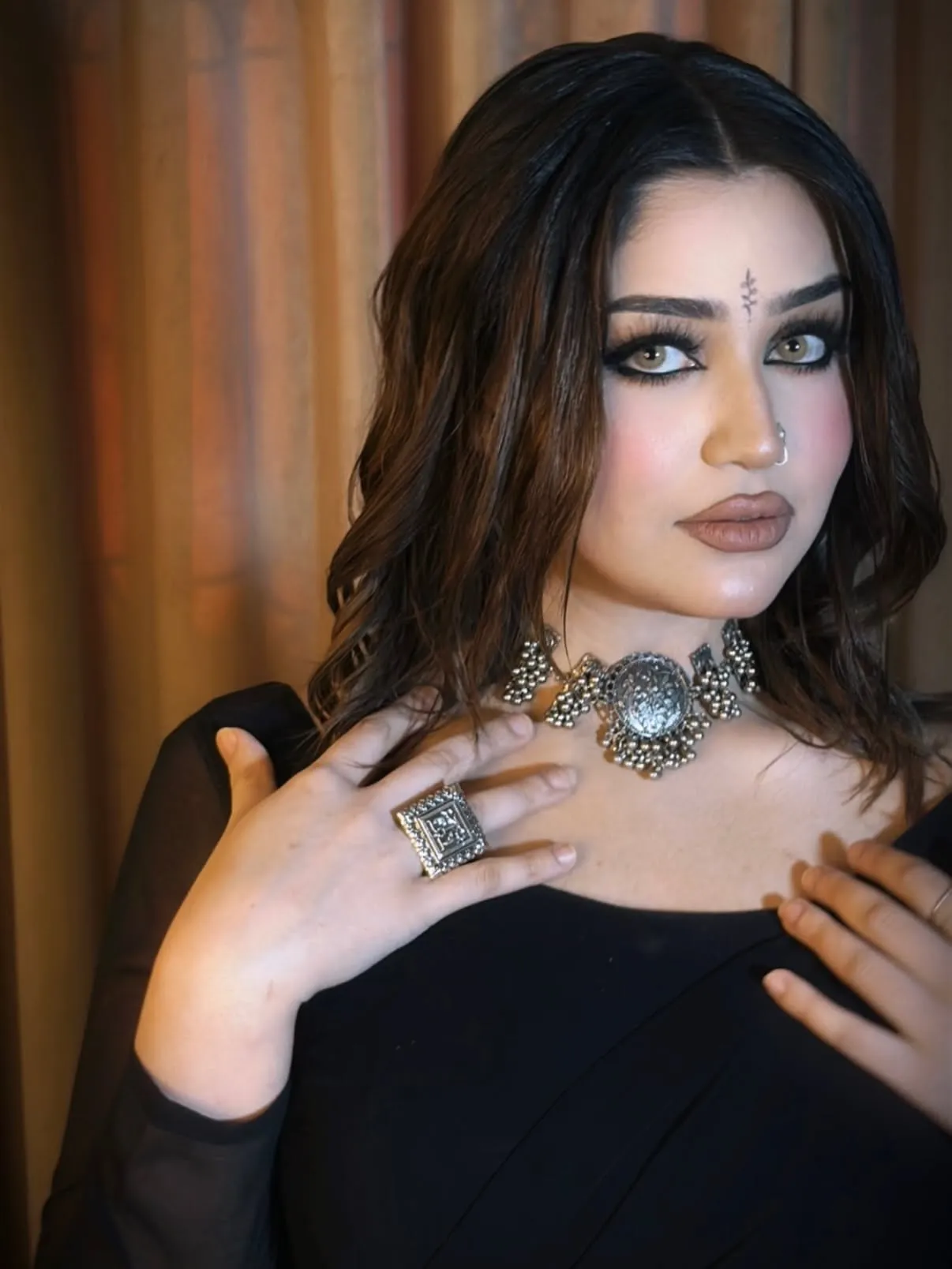 Simple Navratri Bindi Design